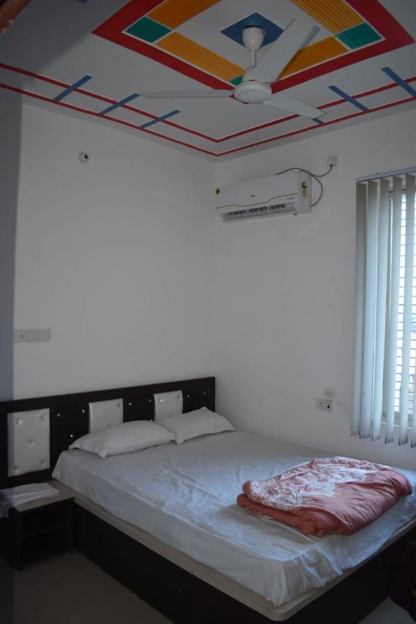 Hotel Vishal Buxar Exterior photo
