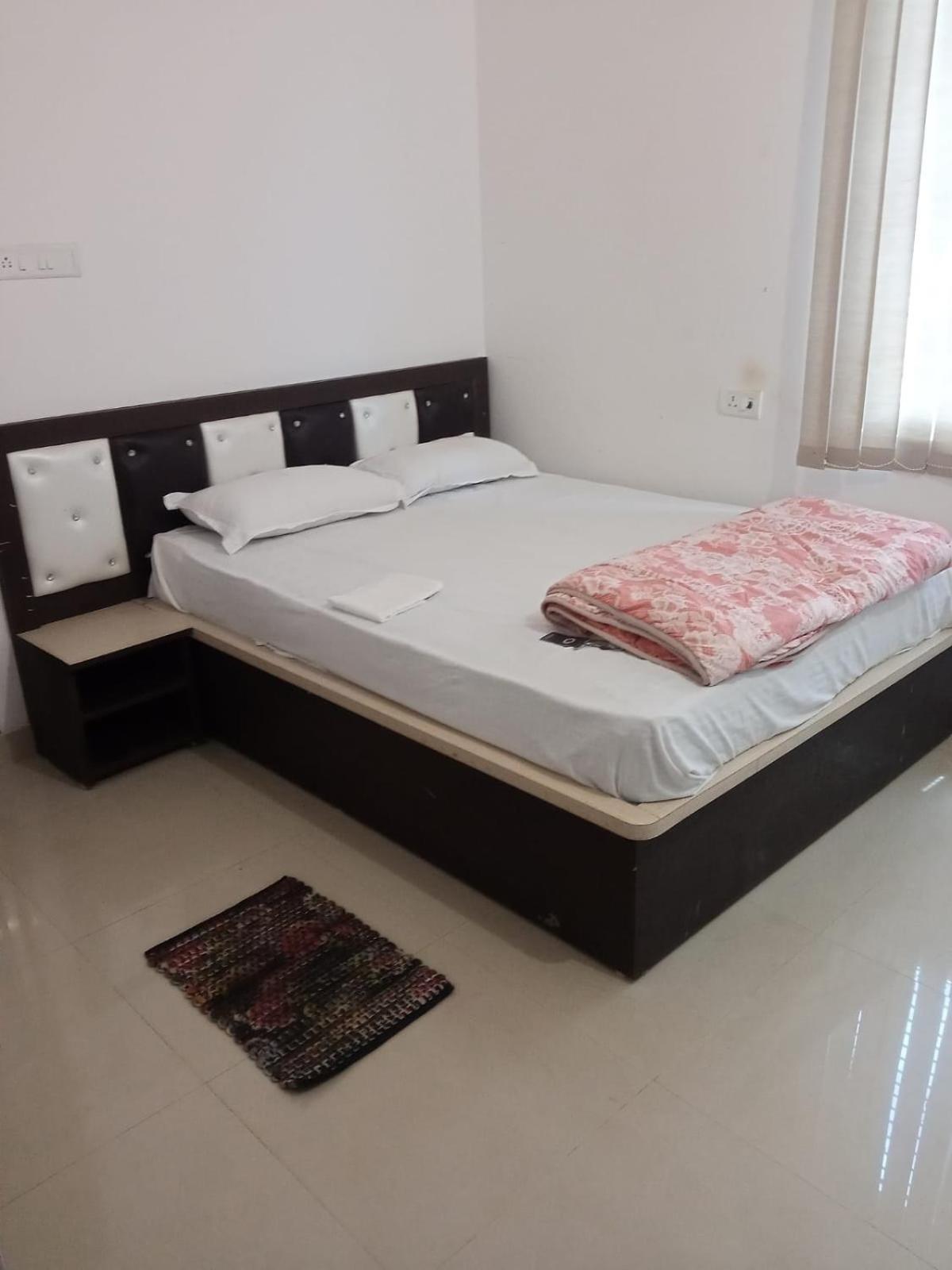 Hotel Vishal Buxar Exterior photo